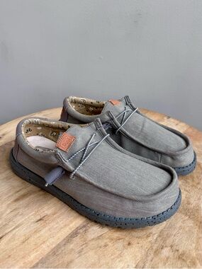 Hey Dude Wally Washed Canvas Shoes Mens 8 Gray Charcoal Slip On Casual Loafers